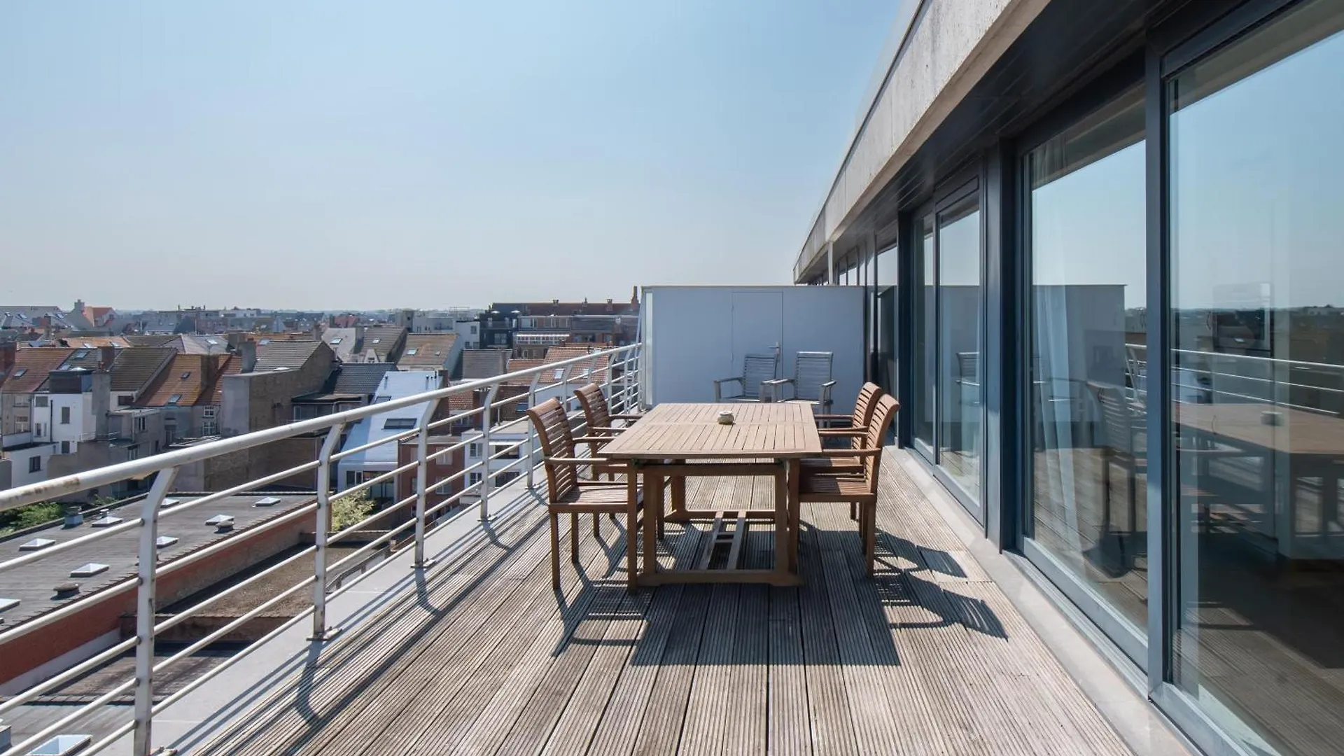 Penthouse Ostend With Seaview 0*,
